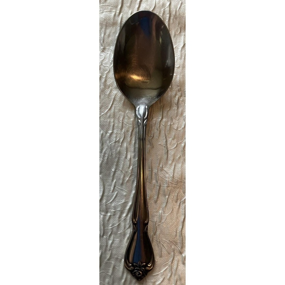 1881 Rogers Oneida Baroque Rose Stainless Teaspoon 6 Inch Silverware Spoon